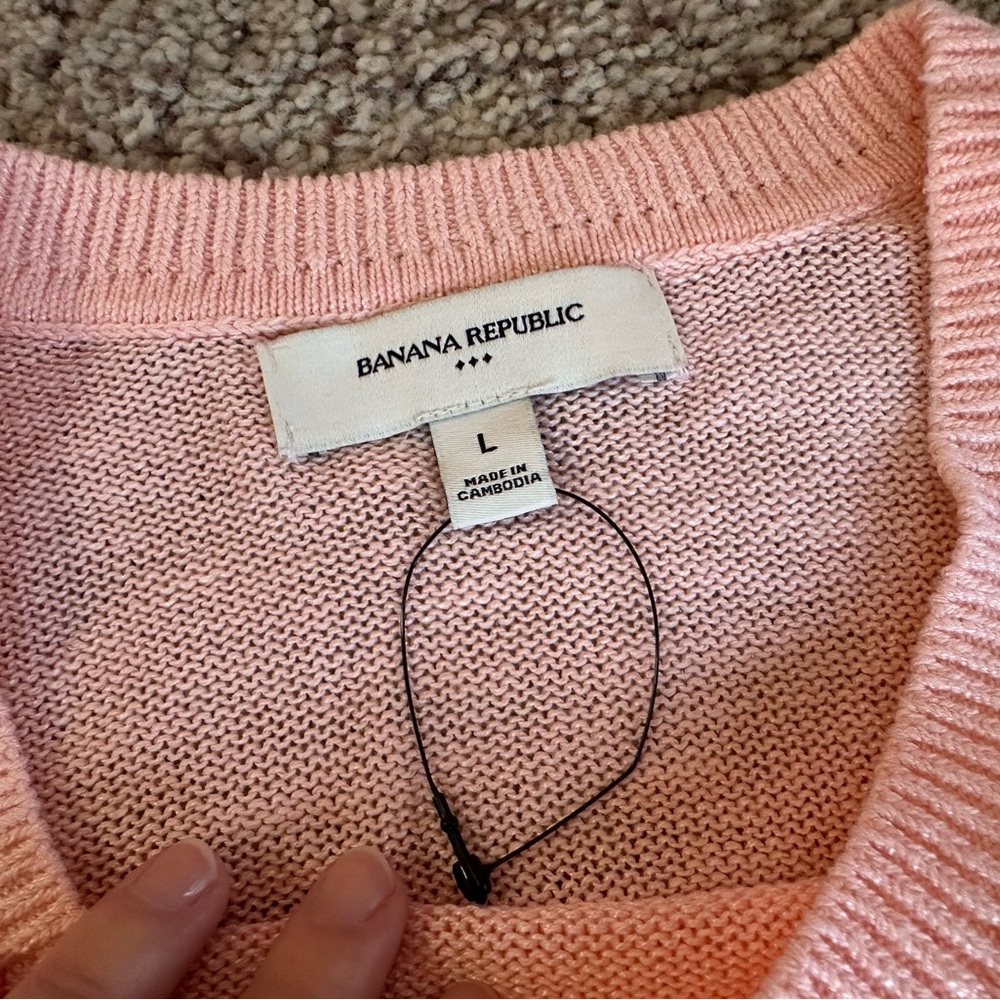 NWOT Banana Republic Soft Pink Knit Top - Picture 5 of 5